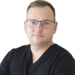 Шустов Денис Николаевич: Оториноларинголог.