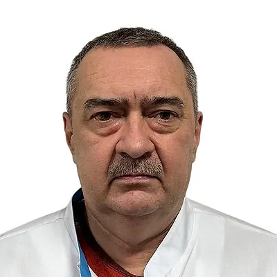 Мясников Олег Олегович: Ангиохирург, Кардиохирург, Флеболог.