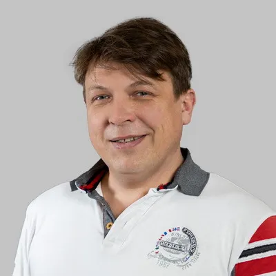Ненахов Филипп Викторович: Гинеколог, Хирург.